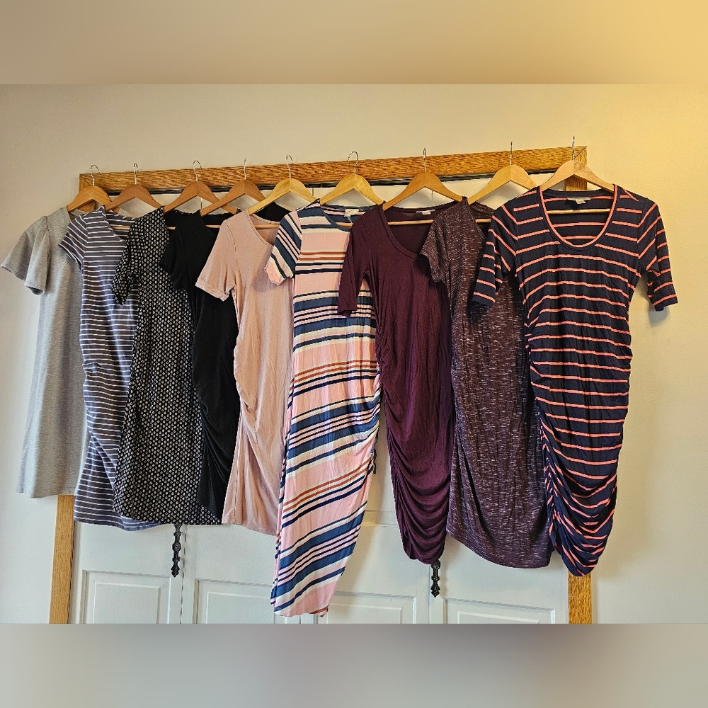 Lot of 9 short sleeve Maternity Pregancy Dresses.